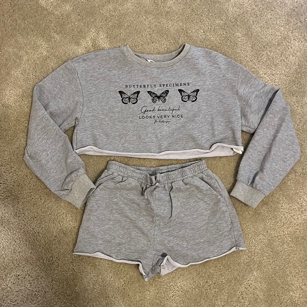 Shein Butterfly Long Sleeve Crop Top with Shorts